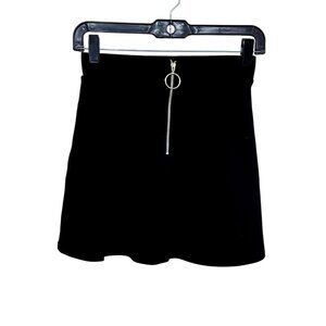 Forever 21 Black Mini Skirt Medium With Front Zipper Closure